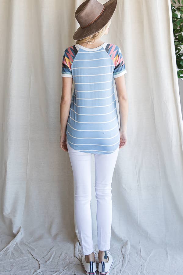 7th Ray – Engroshandel T-shirt – til kvinder – Casual Stribet Aztec Raglan Kortærmet T-shirt T412218