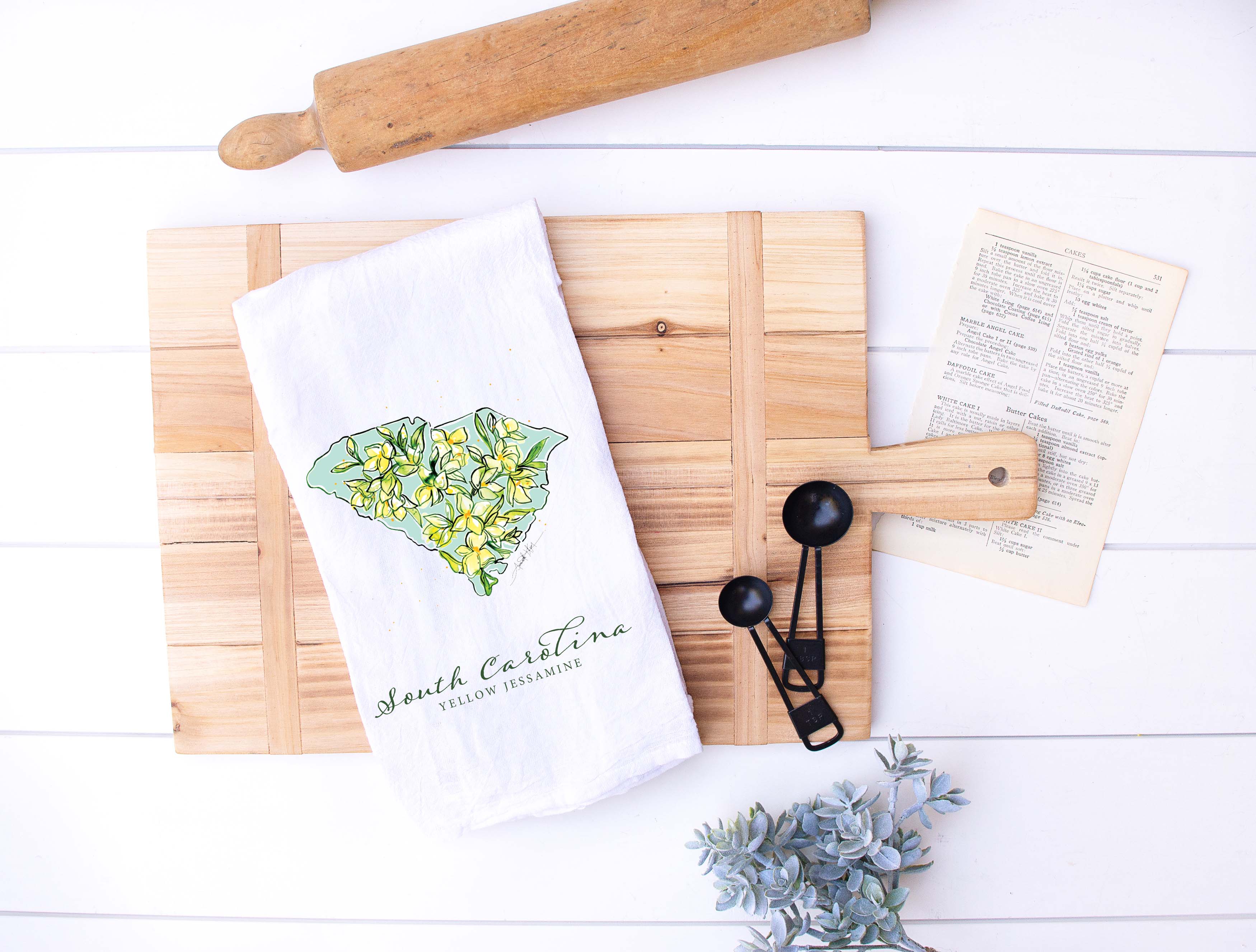 Amanda Klein Co. - Wholesale Tea Towel - South Carolina Flour Sack Tea Towel1