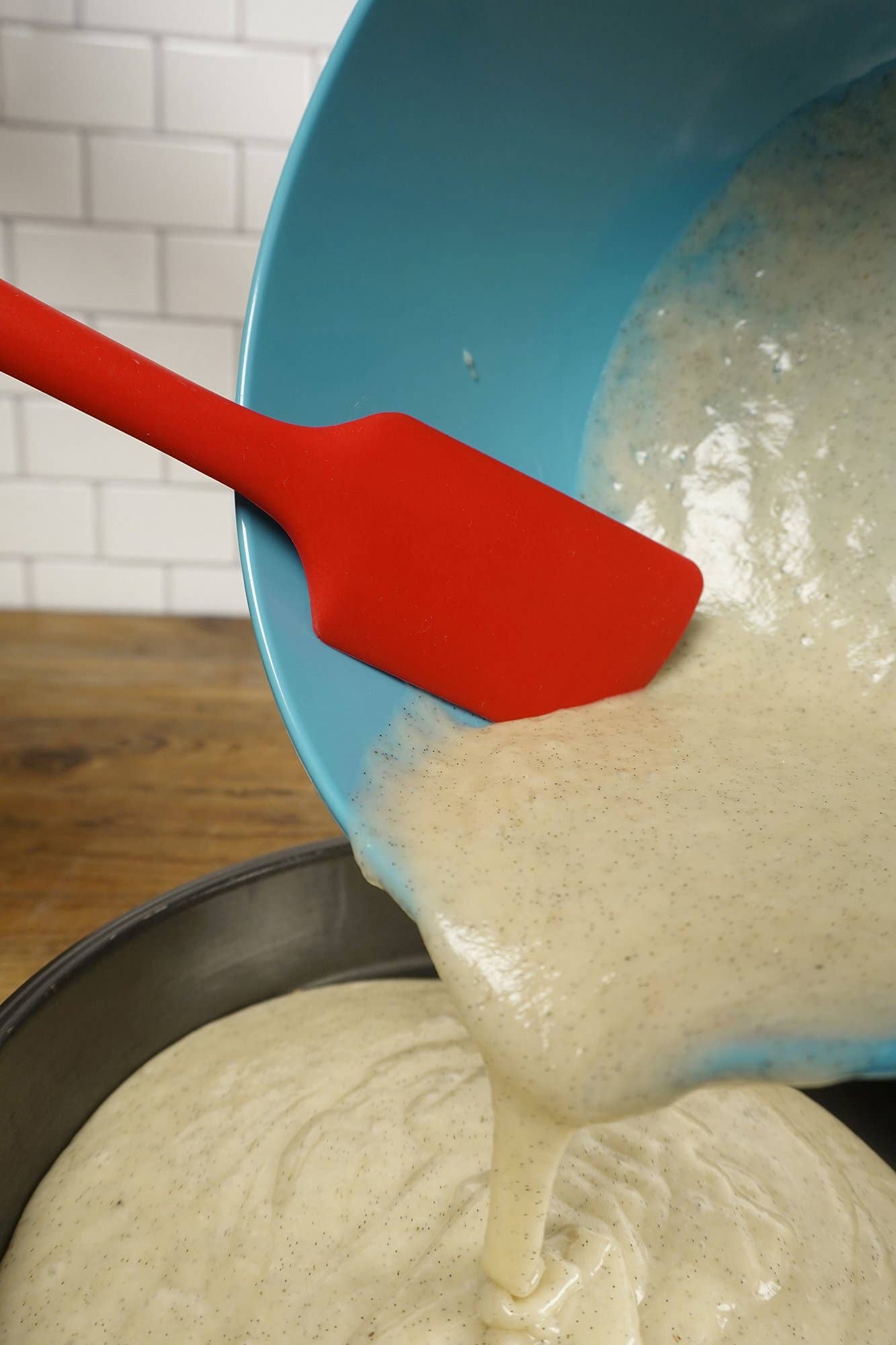 RSVP International - Wholesale Spatula/Turner - Ela Style Spatula - Red2