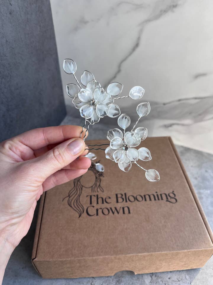 Épingles à cheveux florales pour mariée et communion (ensemble de 3) pour la vente par Preciuspearls