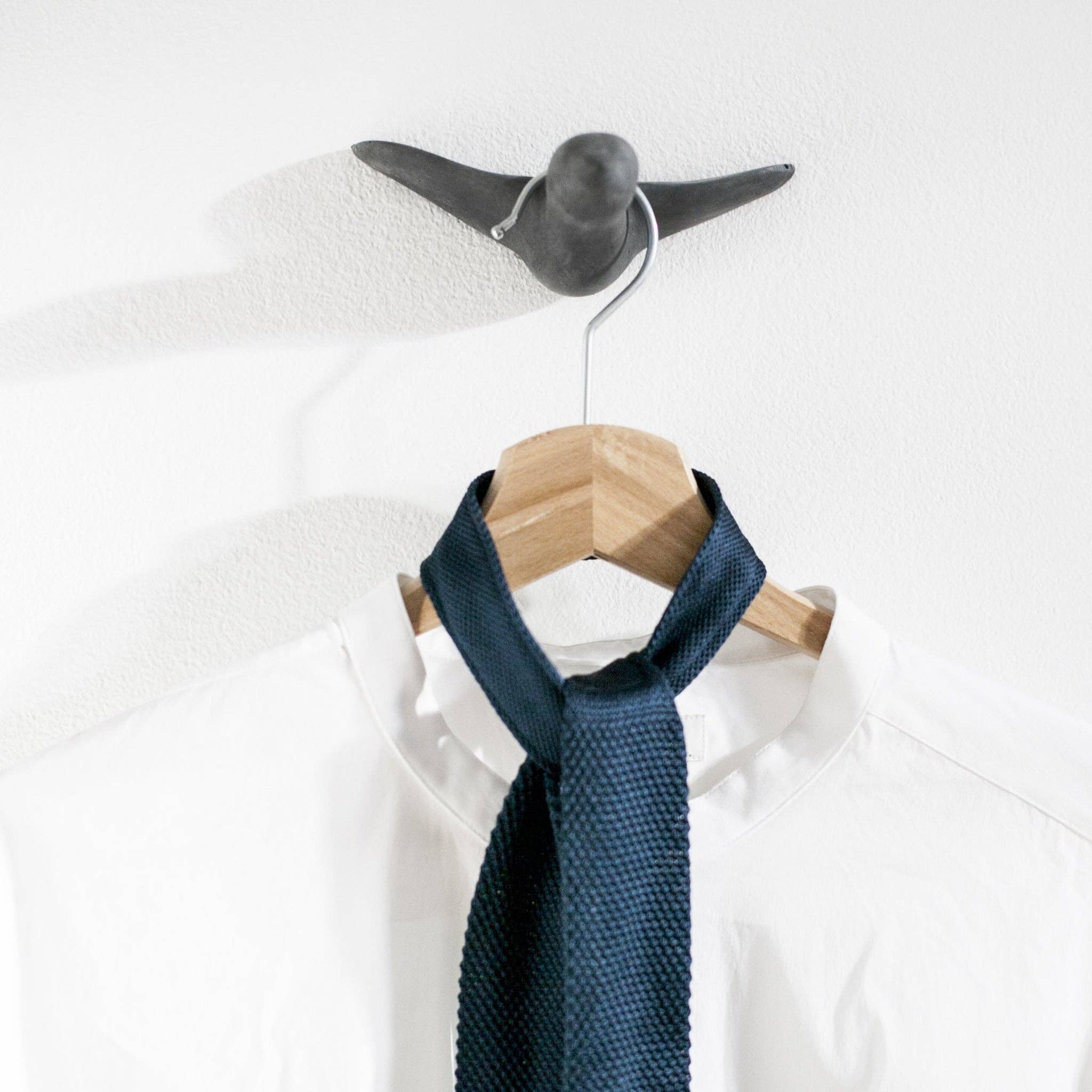 Formpoet - Wholesale Wall Hook - Concrete wall hook - black3