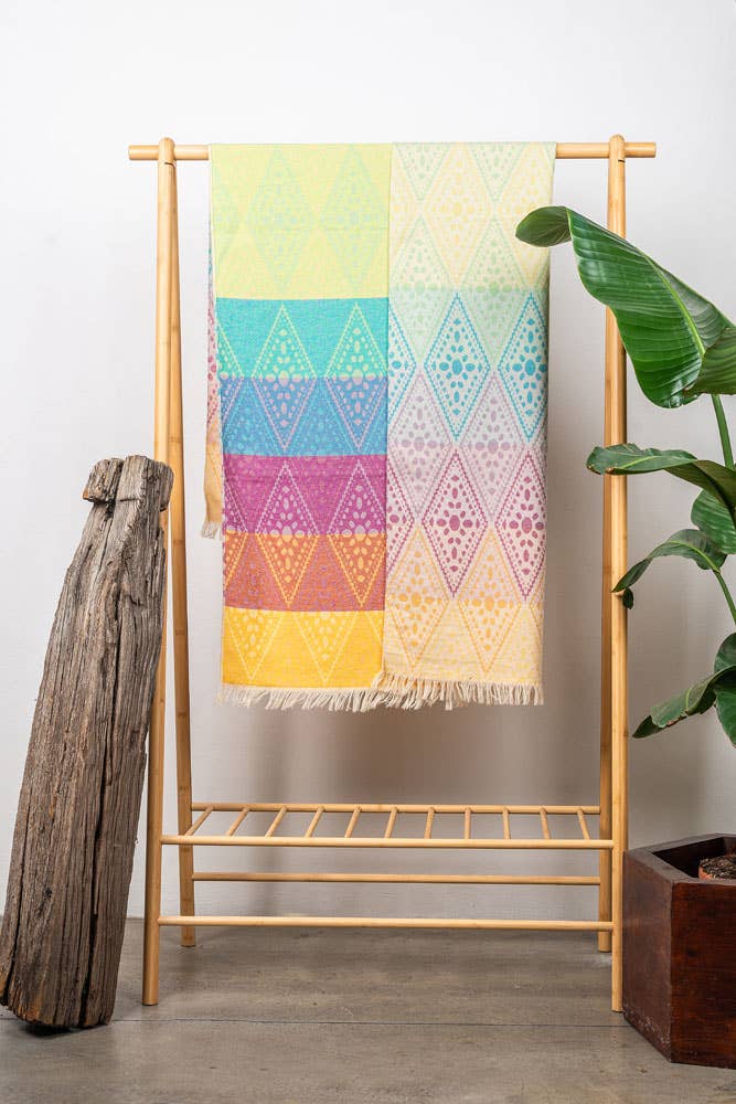 Beat Collection by Lanificio Idealtex Srl – Engroshandel Strandhåndklæde – Casablanca bomuldshåndklæder med farvet jacquardmønster15