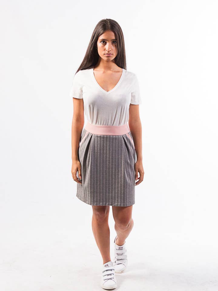 Der rosa blasse Rock des Penrose House für den Großhandel von Á+BLAZERS