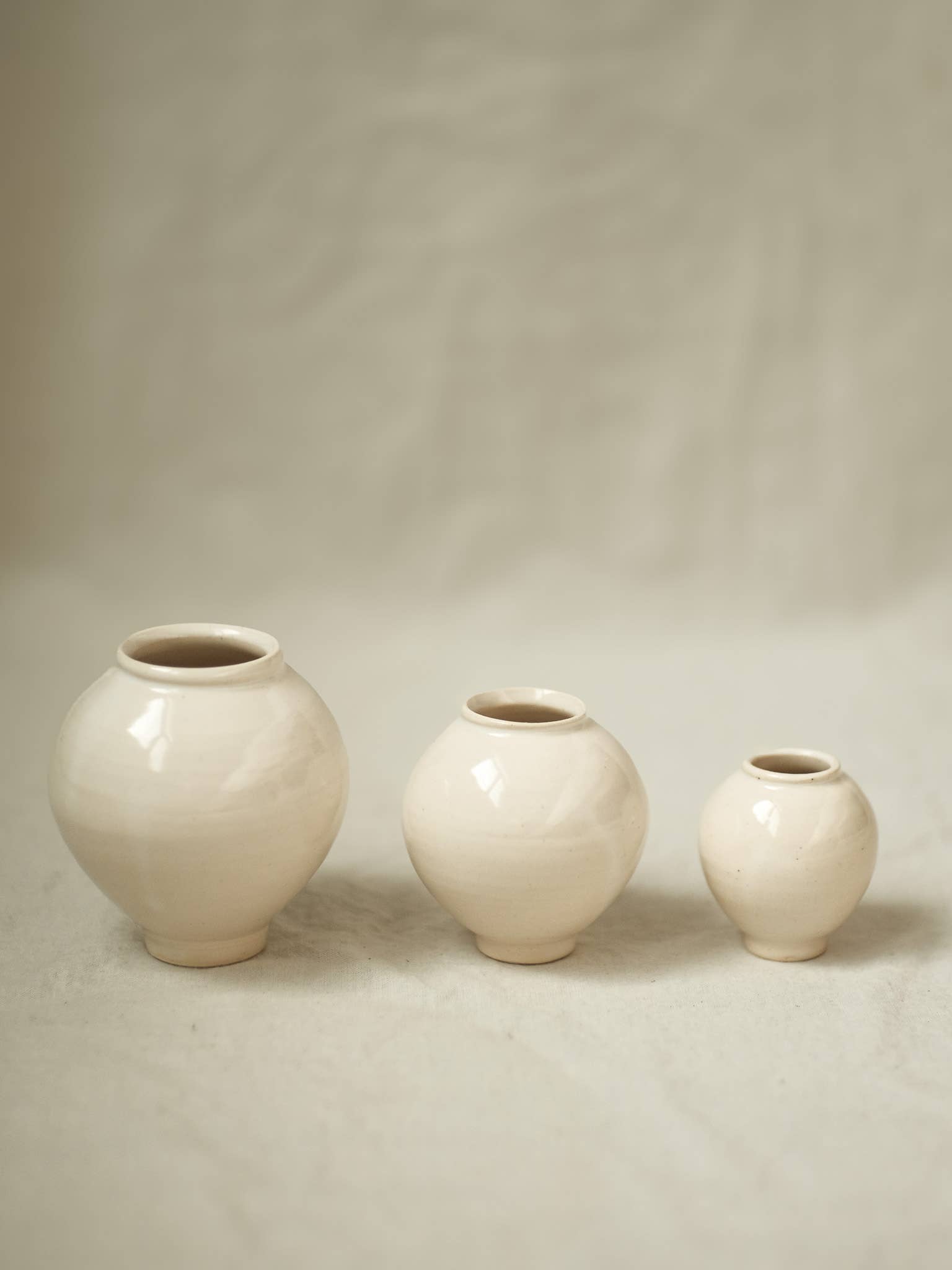 JAY CERAMICS - Wholesale Vase - Mini Moon Jar | Ceramic Vase