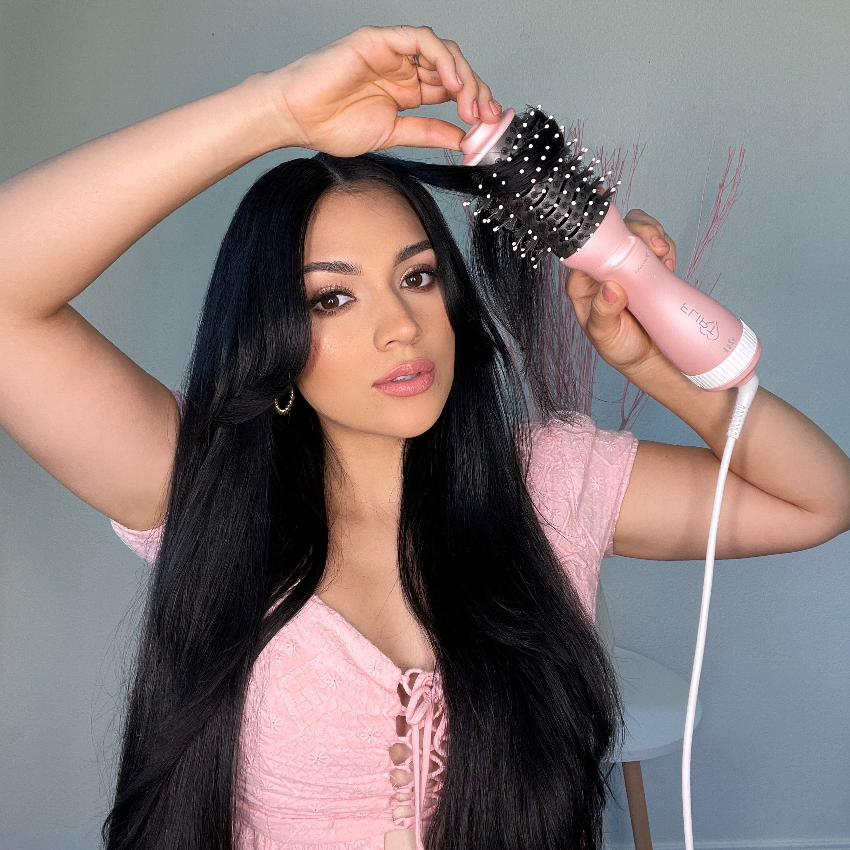 Flirt - Wholesale Hair Dryer - Envy Blowout Brush - 2"7