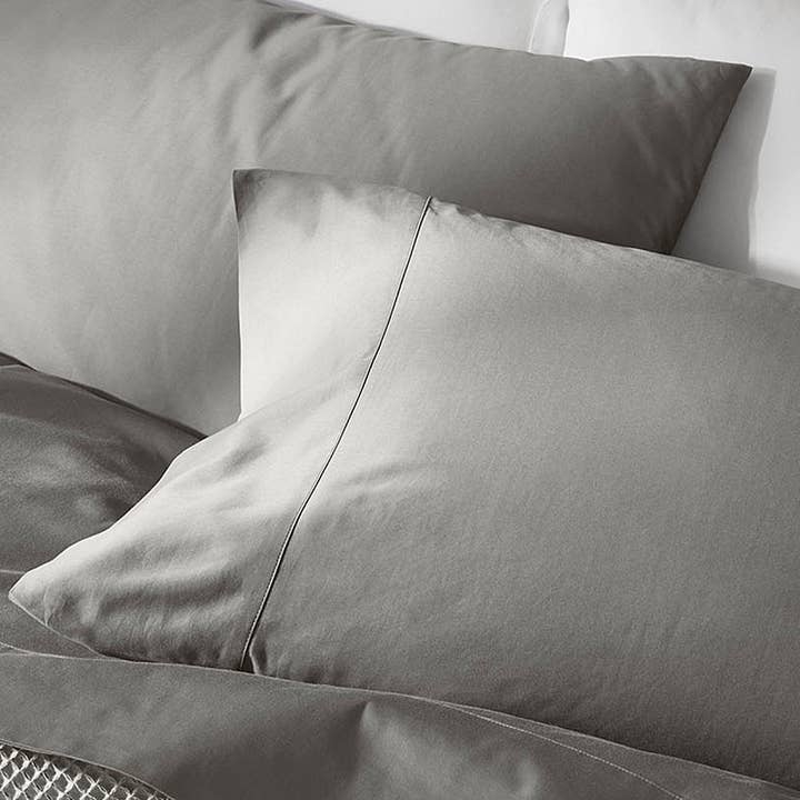 Boll & Branch - Wholesale Bedding Pillowcase/Sham - Percale Hemmed Pillowcase Set5