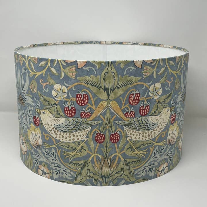 Fait Par Moi - Wholesale Lamp Shade - William Morris Strawberry Thief Drum Lampshade (Light Blue)4