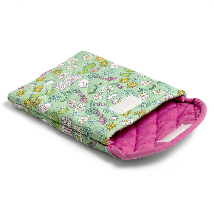 Pippi Post - Wholesale Book Cover - Pride and Prejudice Pemberley Quilted E-Reader Case6