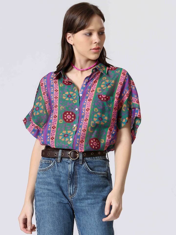 T25119258 - Chemisier Imprimé à Boutons pour Femmes pour la vente par The Korner - USA