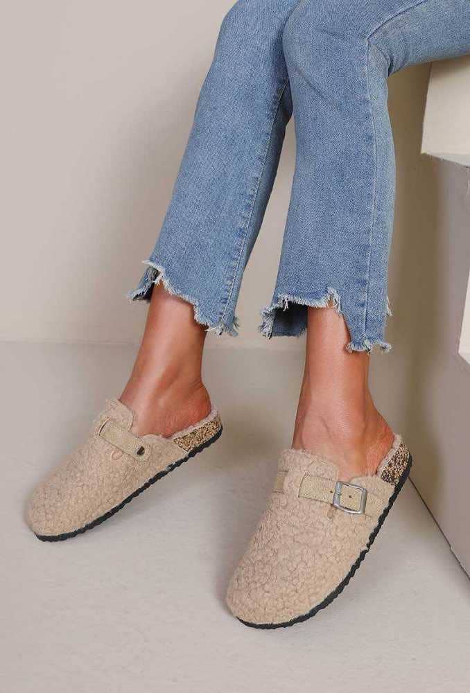 Joia Paris - Wholesale Mules - Women's - Flat moumouted mule with fur and buckle 87XQ1