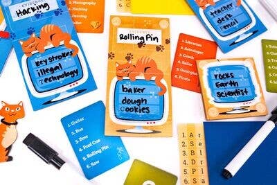 Resonym - Vente Jeux de cartes - Glitch Squad - Jeu de société de résolution de crimes avec un chat qui se mêle6