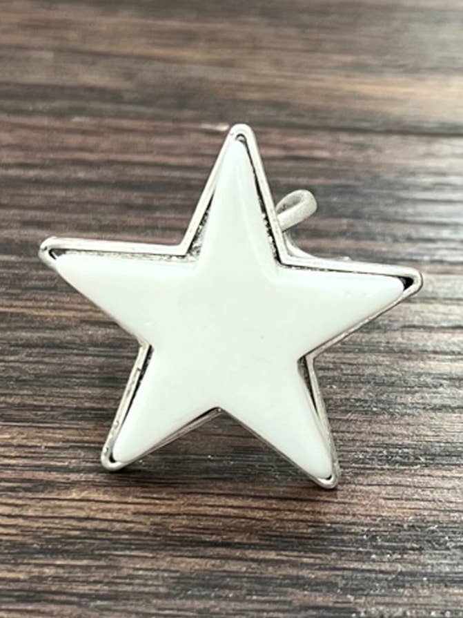 750465, verstellbarer Ring in Sternweiß und Türkis für den Großhandel von ISAC Trading Inc