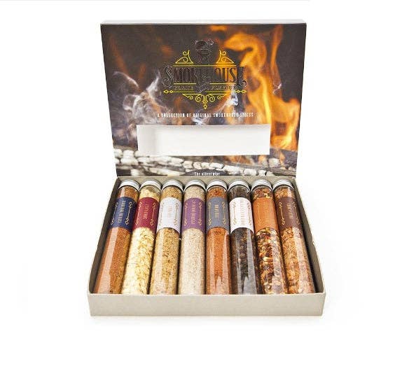 The African Home Goods - Vendita all'ingrosso Mix di spezie - Smokehouse Flame and Flavour, set di 8 esclusive confezioni per la selezione di spezie affumicate, insolite idee regalo per la cucina, per buongustai, goditi Smokey Sunday Roast Spice0