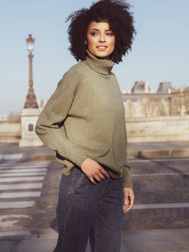 SUNNY STUDIO - Wholesale Knit Sweater - Women's - Women's high-neck sweater6