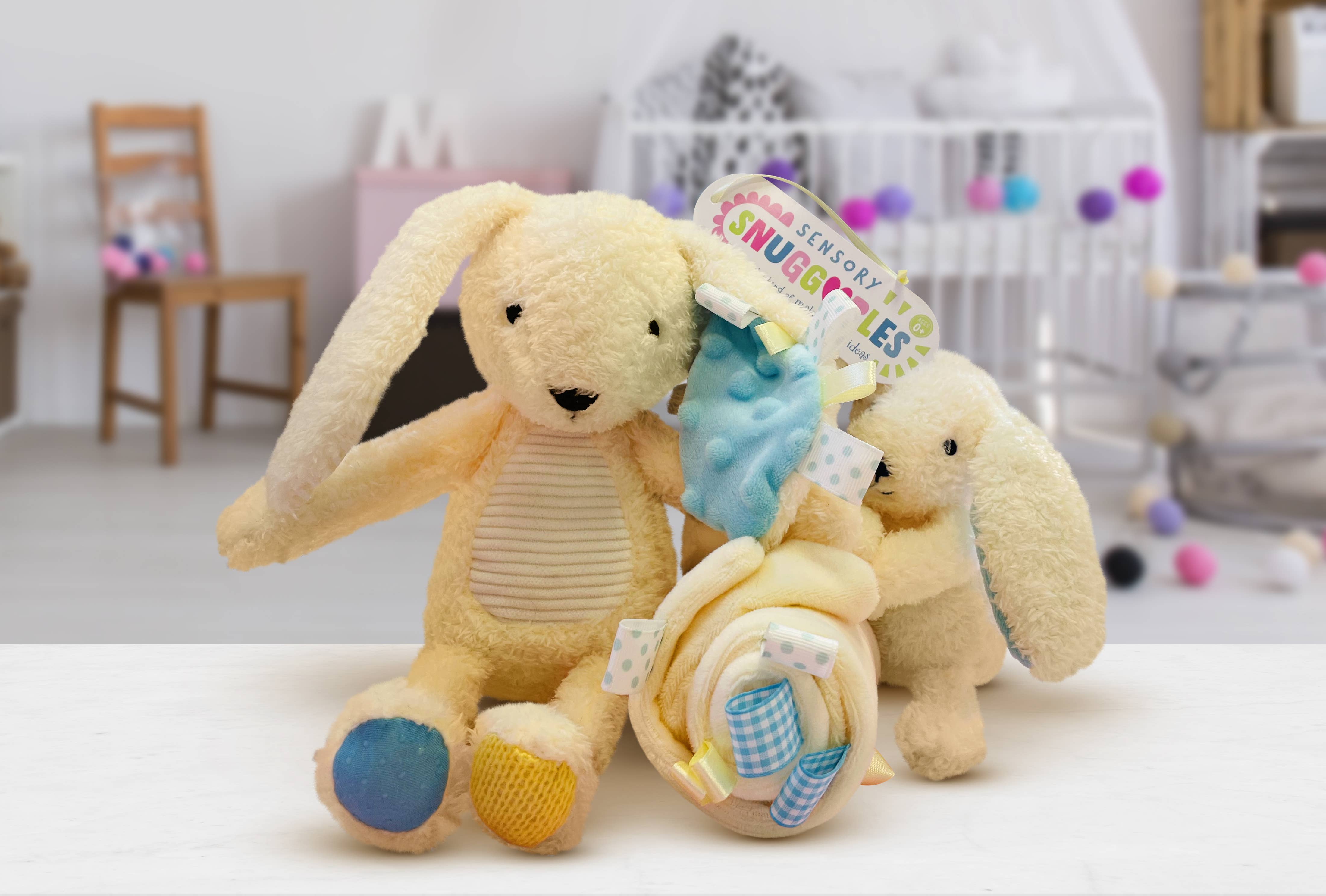 Make Believe Ideas – wholesale Stuffed/plush toy – Kids & baby – My First Snuggables Bunny Gift Set1