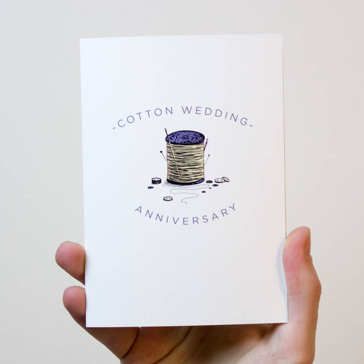 Bomuld Anniversary for engroshandel hos Freckle and Specs