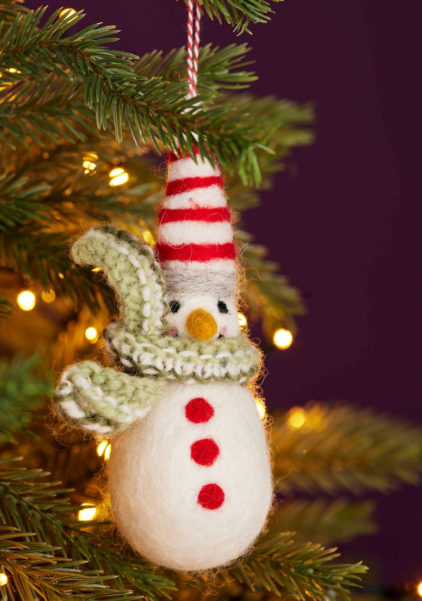 Namaste - Wholesale Christmas Decoration - Felt Snowman, Pointy Hat & Handknit Scarf0