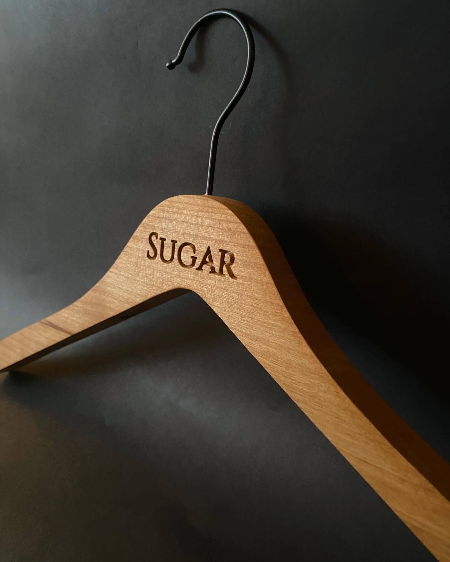 Tektonos Workshop - Wholesale Clothes Hangers - Custom Coat Hangers1