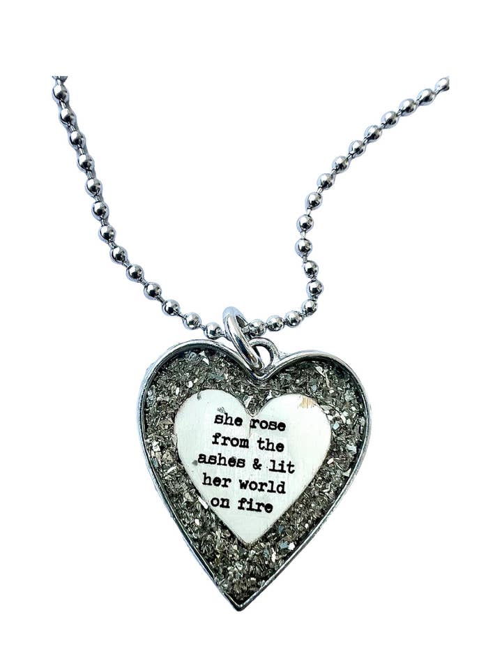 Colar pendente Coração Glitter Rosa das Cinzas por atacado de UnfiniSHEd