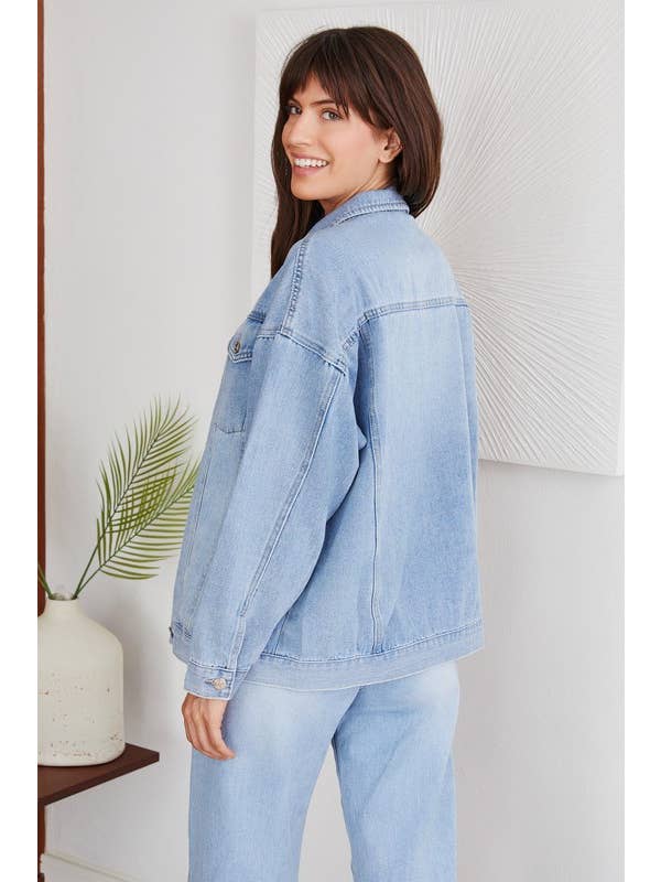 VENTI6 - Wholesale Denim Jacket - Women's - RELAXED FIT BUTTON DOWN DENIM JACKET WITH POCKET(G666-DENIM)