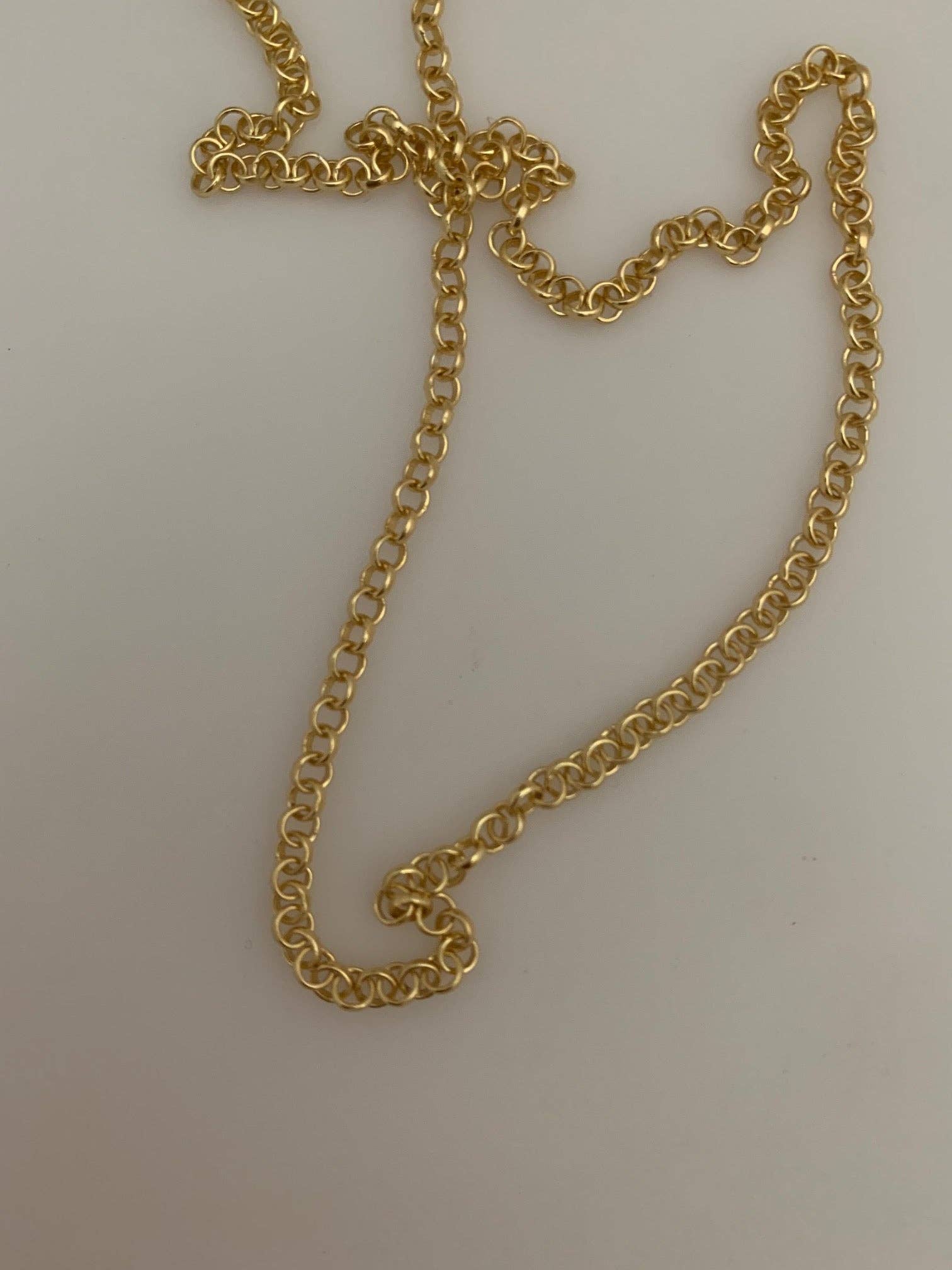 Purity Beads - Wholesale Craft Supplies - Gold Plated and Natural Brass Chain | Rolo With Half Round Chain | Half Round Wire | Gold Plated E-Coated. Size:2.8mm | 1 Foot2