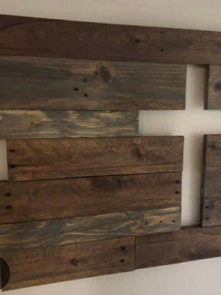 Large pallet cross wall hanging for wholesale by Julie and bills crafts