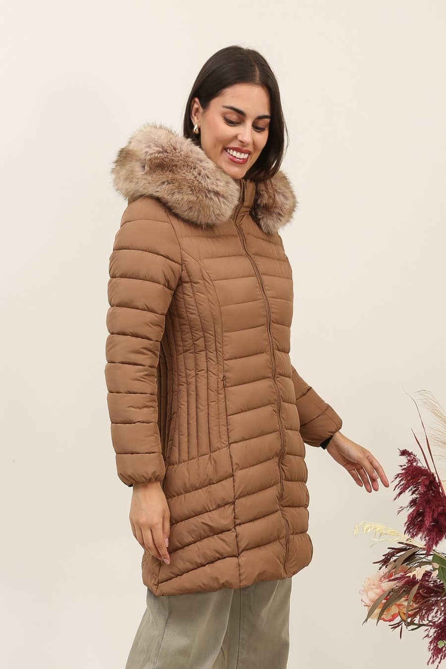 Attrait Paris - Wholesale Puffer Jacket - Women's - Long quilted down jacket with fur on hood13