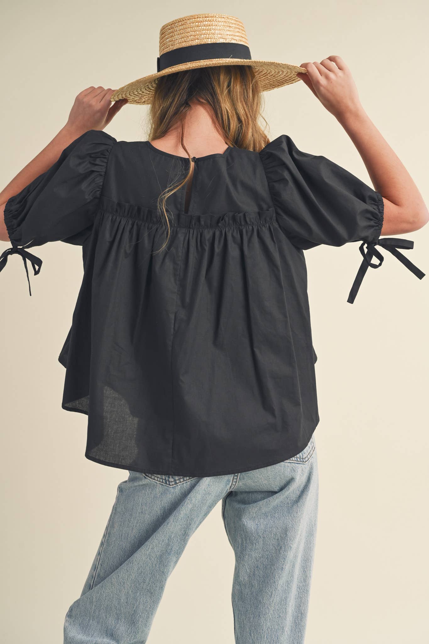 &MERCI - Wholesale Blouse - Women's - TIERED SHIRRING PUFF SLEEVE TOP MTP308163