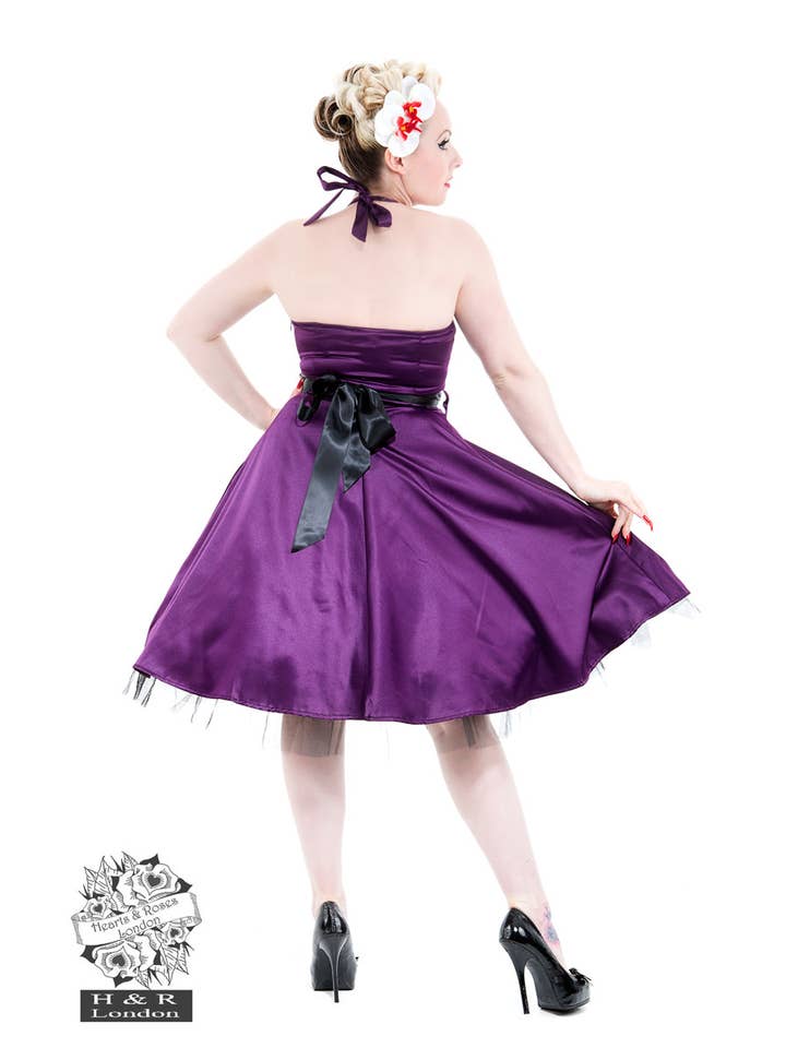 Hessar Trading CO LTD – Vestido - Mulher por atacado – Vestido Rodado de Cetim Liso com Gola Halter5