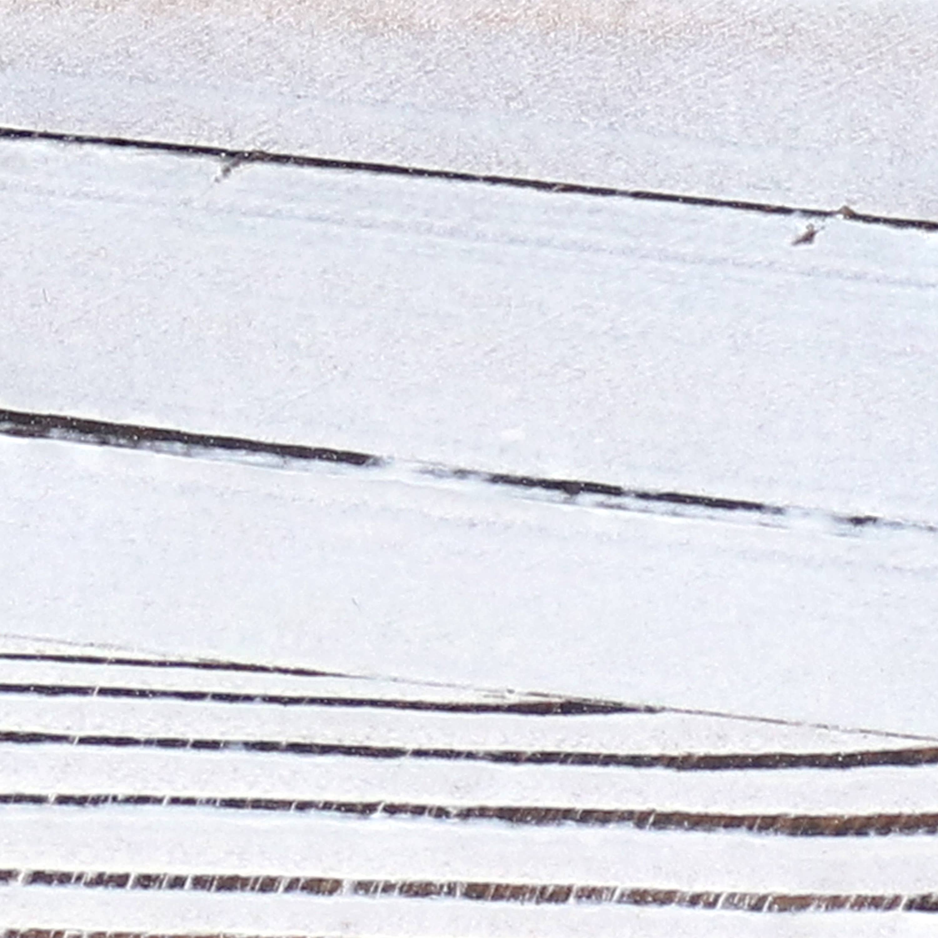 Sunnydaze Decor - Wholesale Outdoor Ornament/Decor - Wagon Wheel Indoor/Outdoor Statue - 29 in - White4