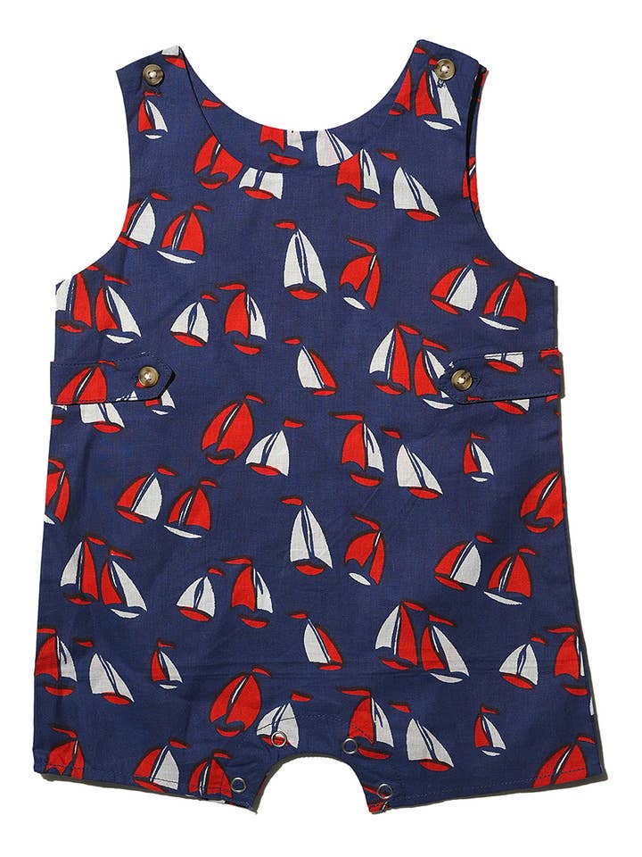 Voilier rouge Jon Jon pour la vente par Sweetdil