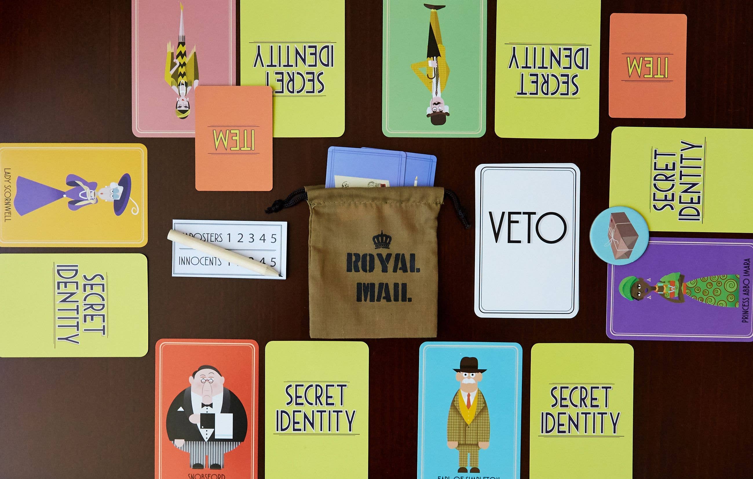 Clarendon Games USA - Wholesale Bordspel - Imposter Family Logic Bordspel7