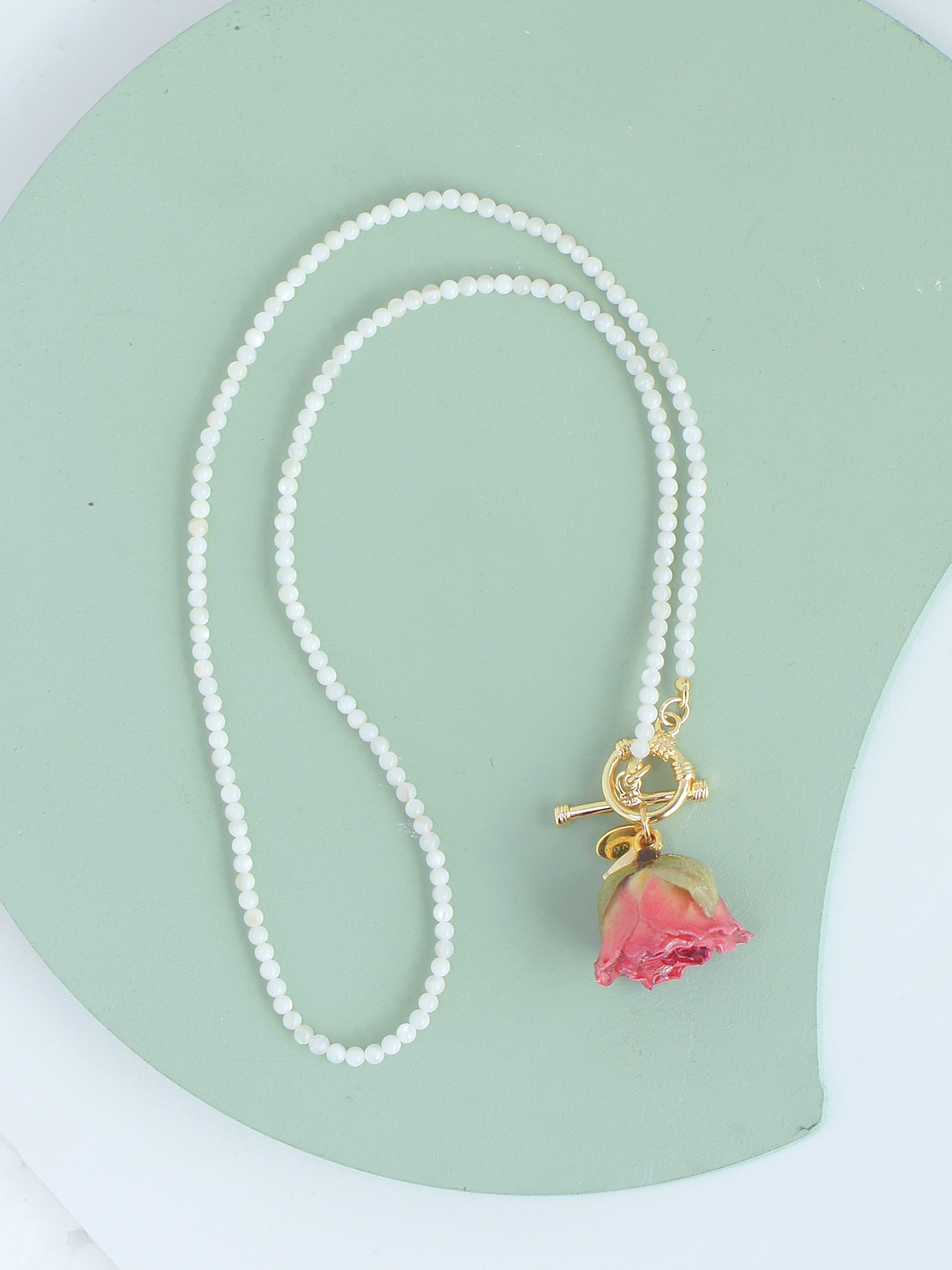 I'MMANY London – wholesale Pendant/charm necklace – *REAL FLOWER* Bella Rosa Mother of Pearl Necklace with Pink Rosebud and Green Crystal3