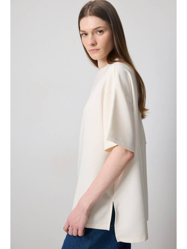 Écru T-SHIRT EN CRÊPE À MANCHES COURTES en vente sur Faire5