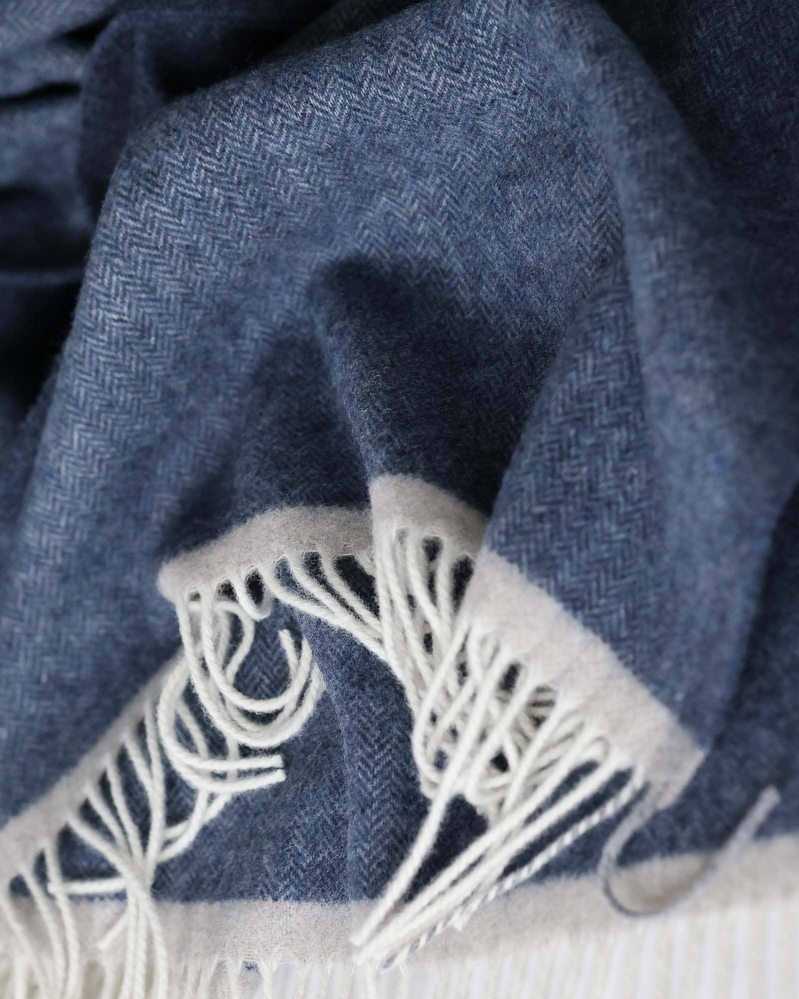 MoST - Wholesale Throw Blanket - Merino/cashmere Throw Blanket MILANO - dark blue2