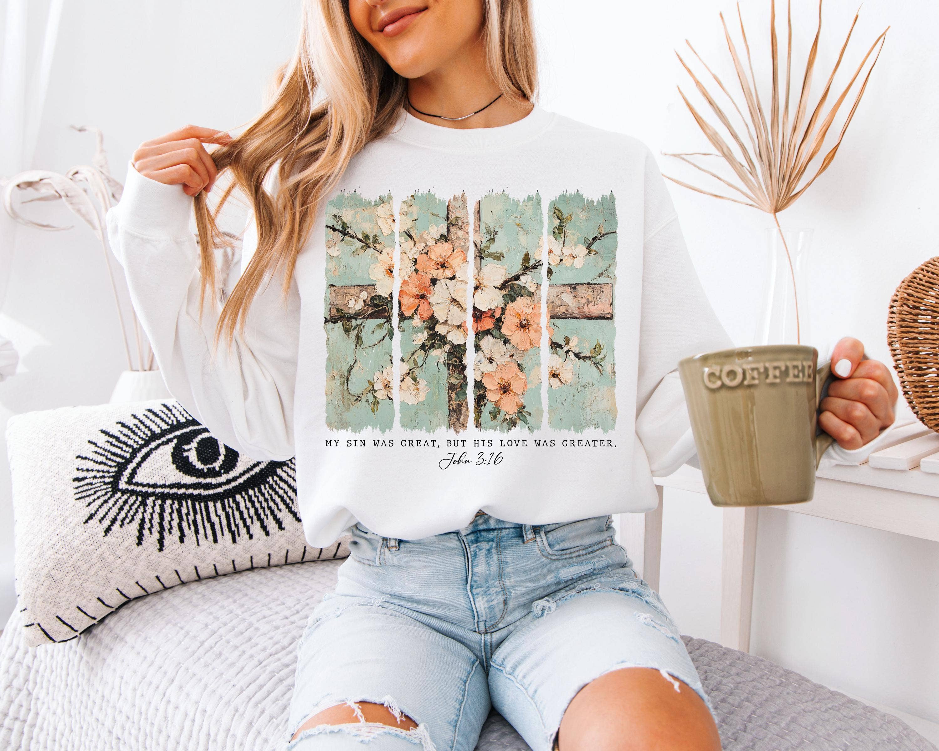 NVC Ecommerce LLC - Venta al por mayor Sudadera estampada - Mujer - Camiseta Jesús es la Luz, Sudadera Cristiana Floral1