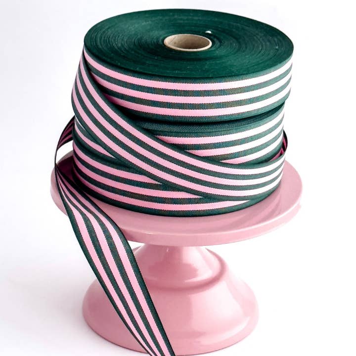 Katoenen lint meerkleurige strepen bosgroen/snoeproze 35mmx50m voor wholesale door CHIC&PAPER