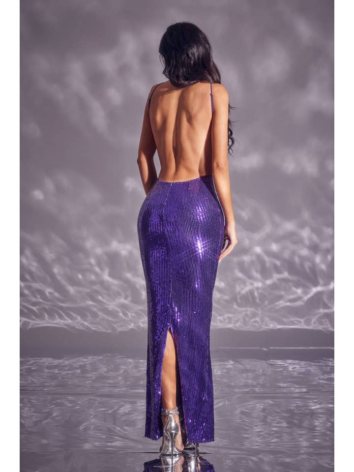 WFFS - Wholesale Gown – Women's - Viral Stretch Sequin Halter Cocktail Dress1