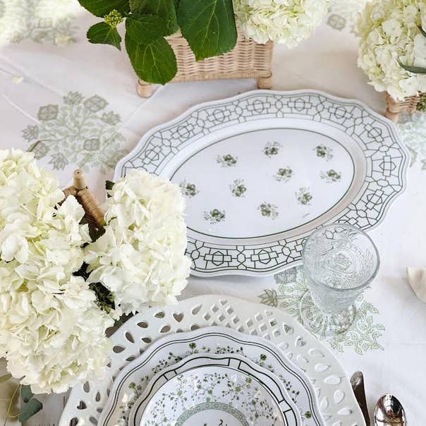 The Enchanted Home – Engroshandel Spisestel – Forårsgrøn melamin servise kollektion5