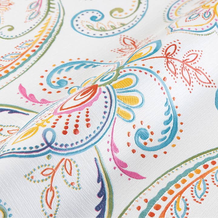 Walloro Luxury Embossed Wallpaper - Wholesale Wallpaper - White Elegant Damask 3D Embossed Wallpaper, Vibrant Colors Textured Luxury Wallpaper2