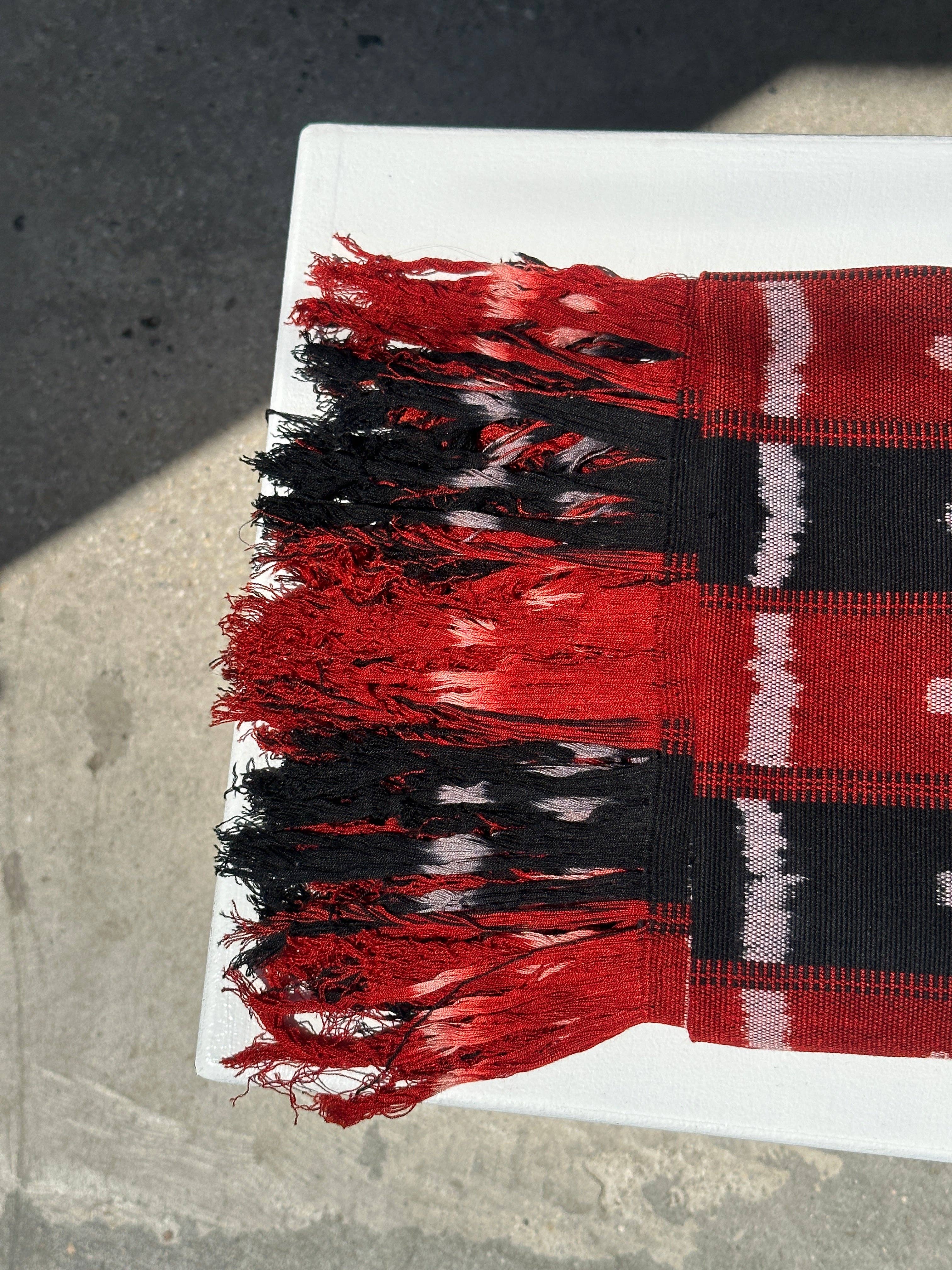 Office Objets - Wholesale Coverlet - Ikat, traditional Indonesian fabric from the island of Savu (Timor) red and black 2m25x7510