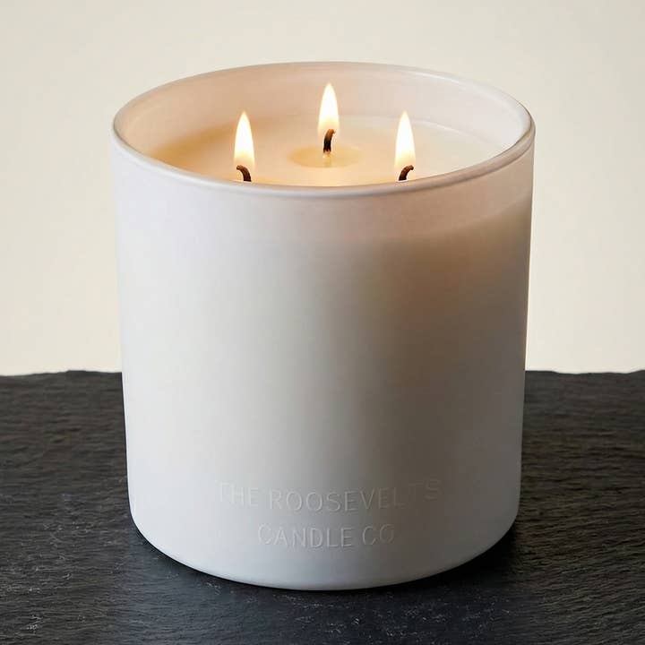 Yellowstone National Park 30 oz stearinlys for engroshandel hos The Roosevelts Candle Co