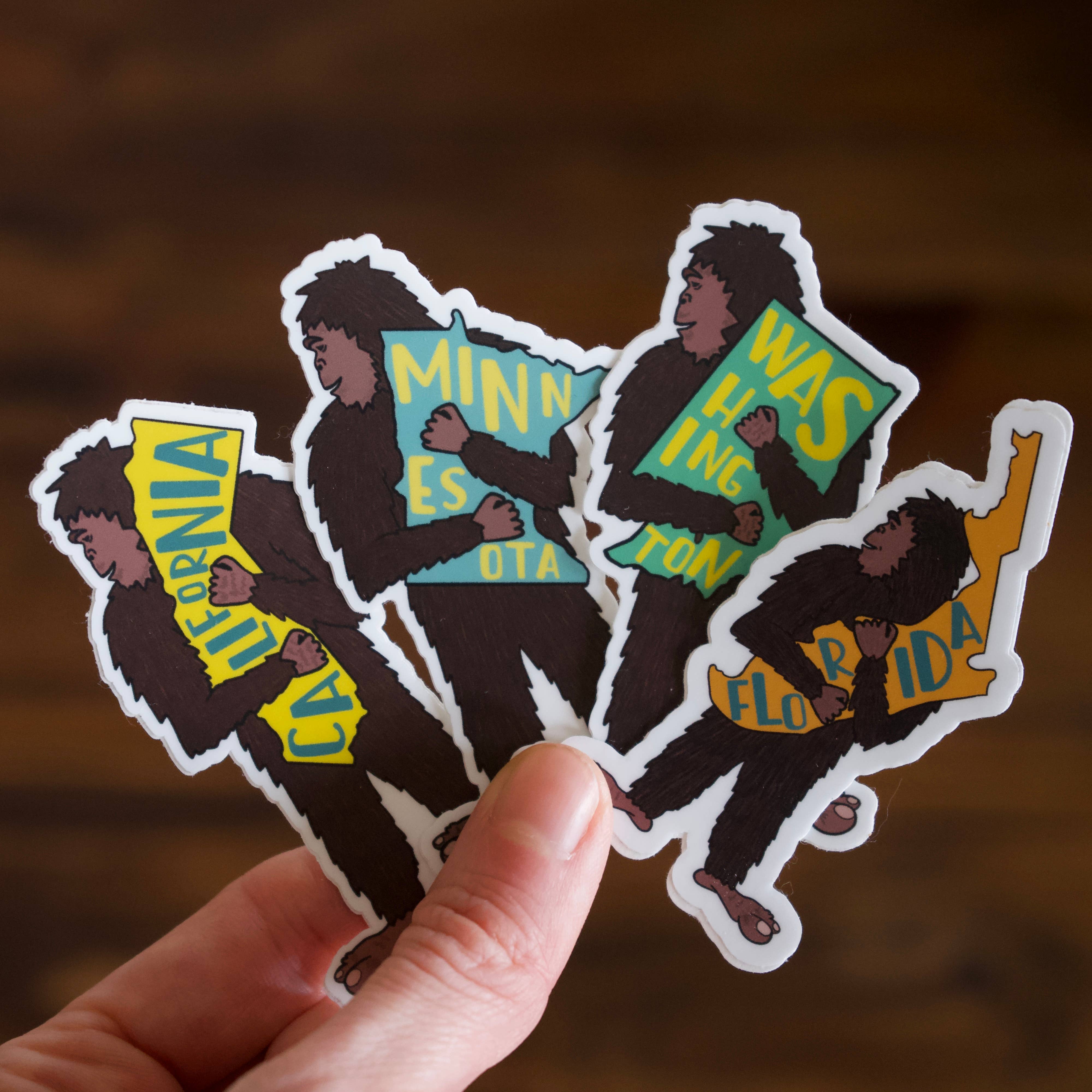 Jones Sticker Co - Vendita all'ingrosso Adesivo - Adesivo Bigfoot Minnesota2