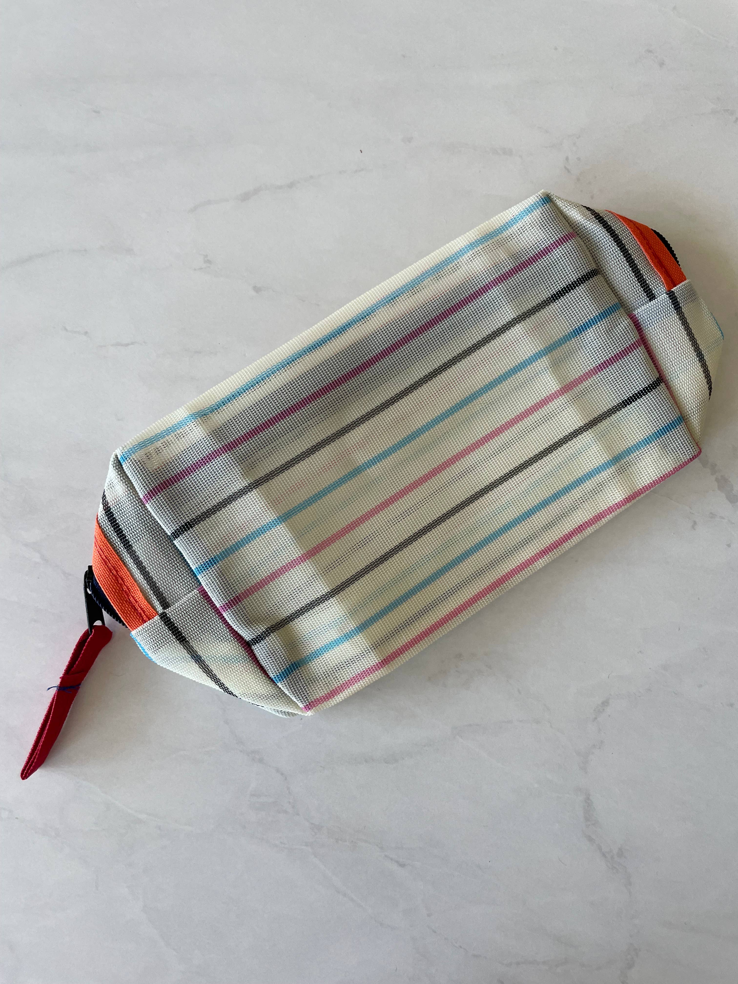 Pura Vida – Großhandel Schmink-/Kosmetiktasche – Kosmetiktasche und Federmäppchen aus mexikanischem Netz11