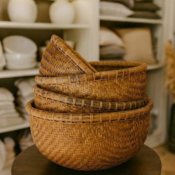 Asia West - Wholesale Basket - Baskets-Nesting Set of 5 (14"w to 19"w)1