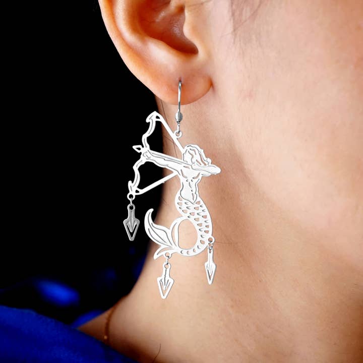 HappyJewelrySupplies - Wholesale Dangle earrings - Mermaid's Grasp Archery Corroded Stainless Steel Earrings1