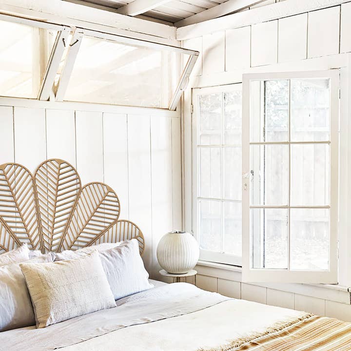 Studio Rima - Wholesale Headboard - Wooden Art Headboard - All sizes - Natural Wood - Bed Board
