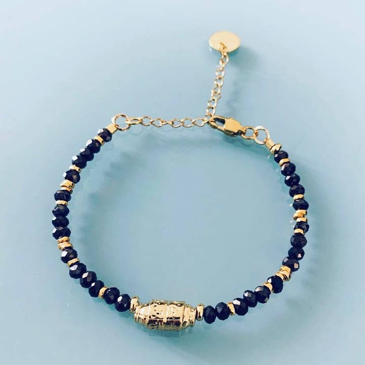 Amulet- en hematietarmband, damesarmband met magisch talisman en schakels voor wholesale door Clovers