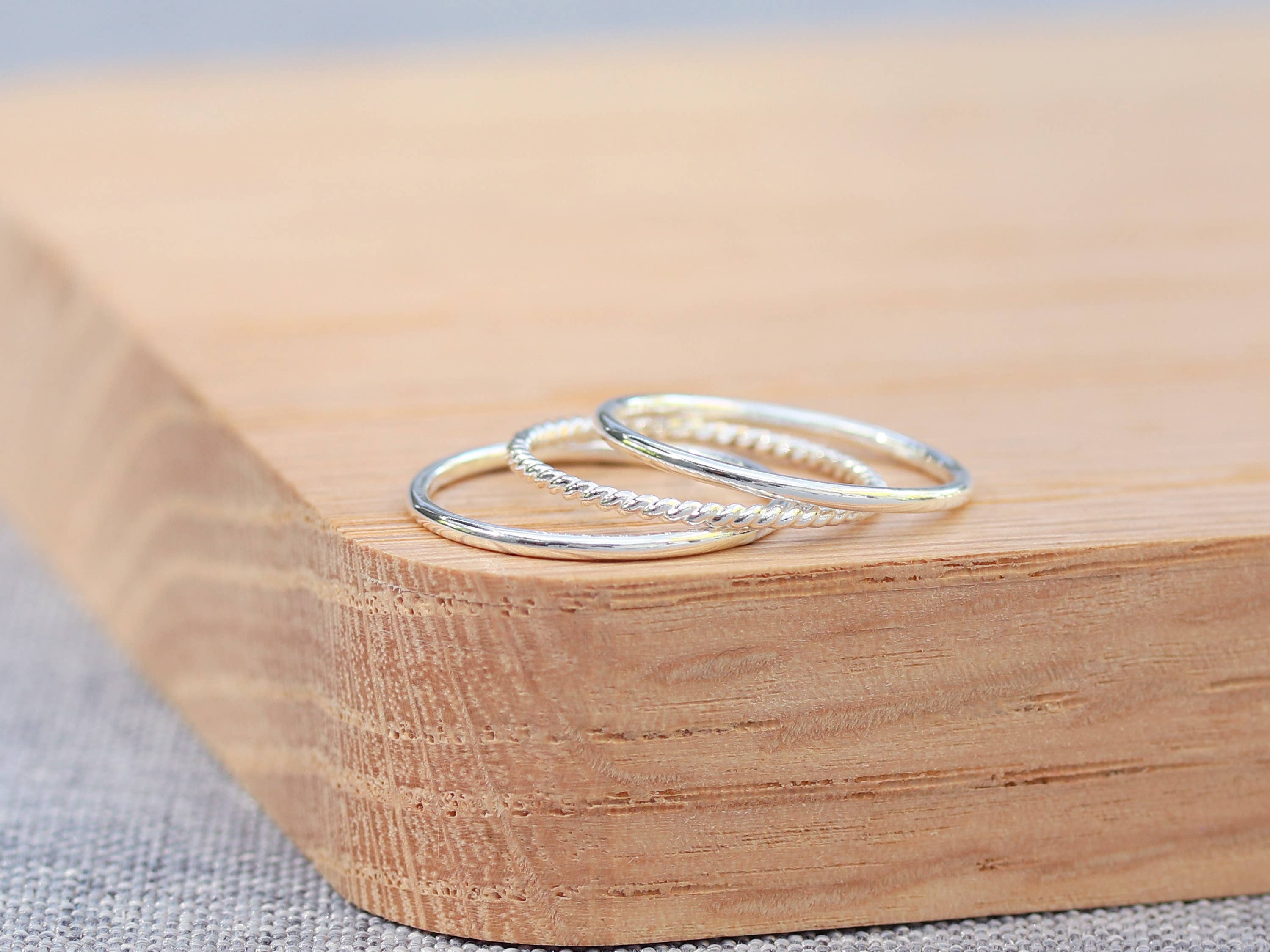 Sloane Jewelry Design - Vente Anneau/bague à empiler - Ensemble de bagues empilables en métal mélangé2