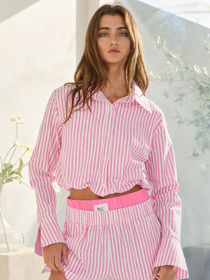 BUCKETLIST - Wholesale Shirt - Women's - T2472 Striped Seersucker Crop Shirt Top